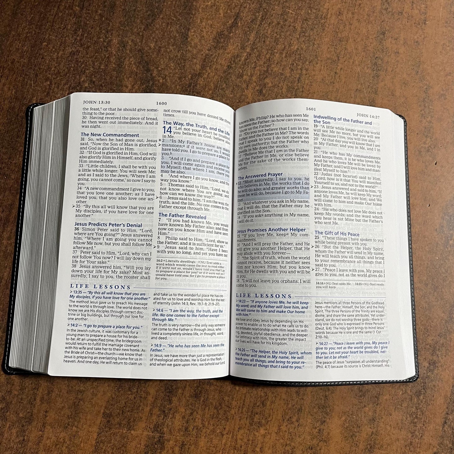 Personalized NKJV Large Print Charles Stanley Life Principles Study Bible - Black Leathersoft - Custom Imprinted with name 9781418547028