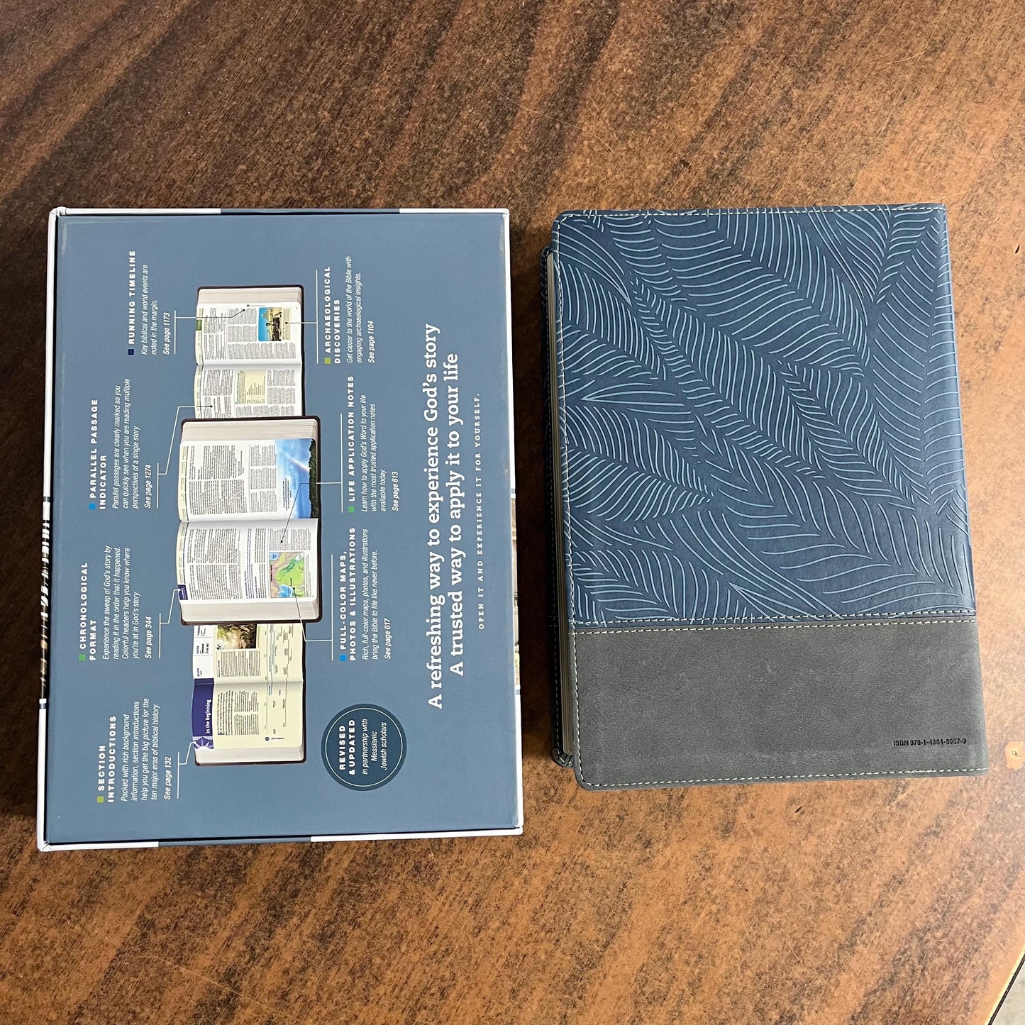 Personalized KJV Chronological Life Application Study Bible - Palm Forest Blue LeatherLike - Custom Imprinted name engraved 9781496489579