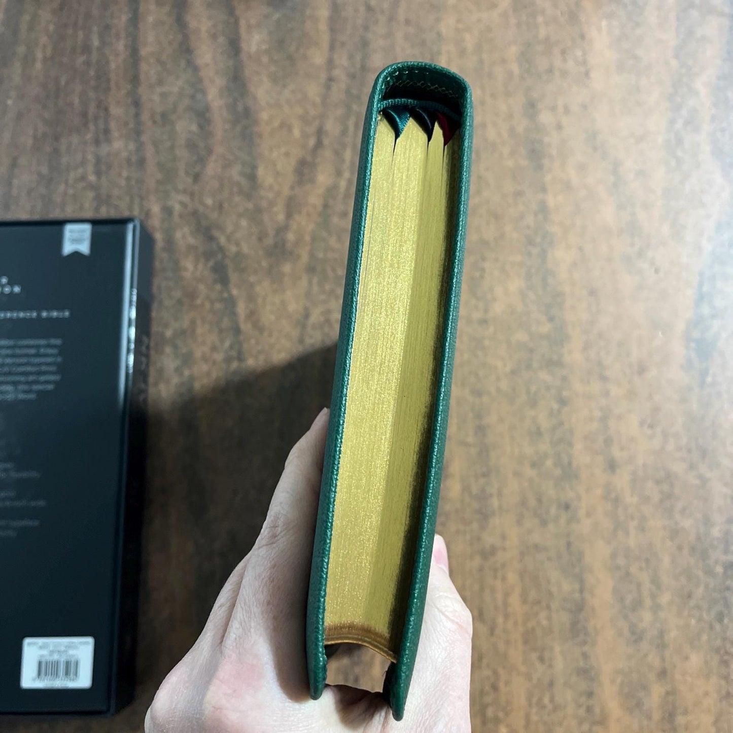 Personalized NKJV Large Print Thinline Reference Bible - Green Goatskin Premium Genuine Leather, Premier Collection, Name Imprinted