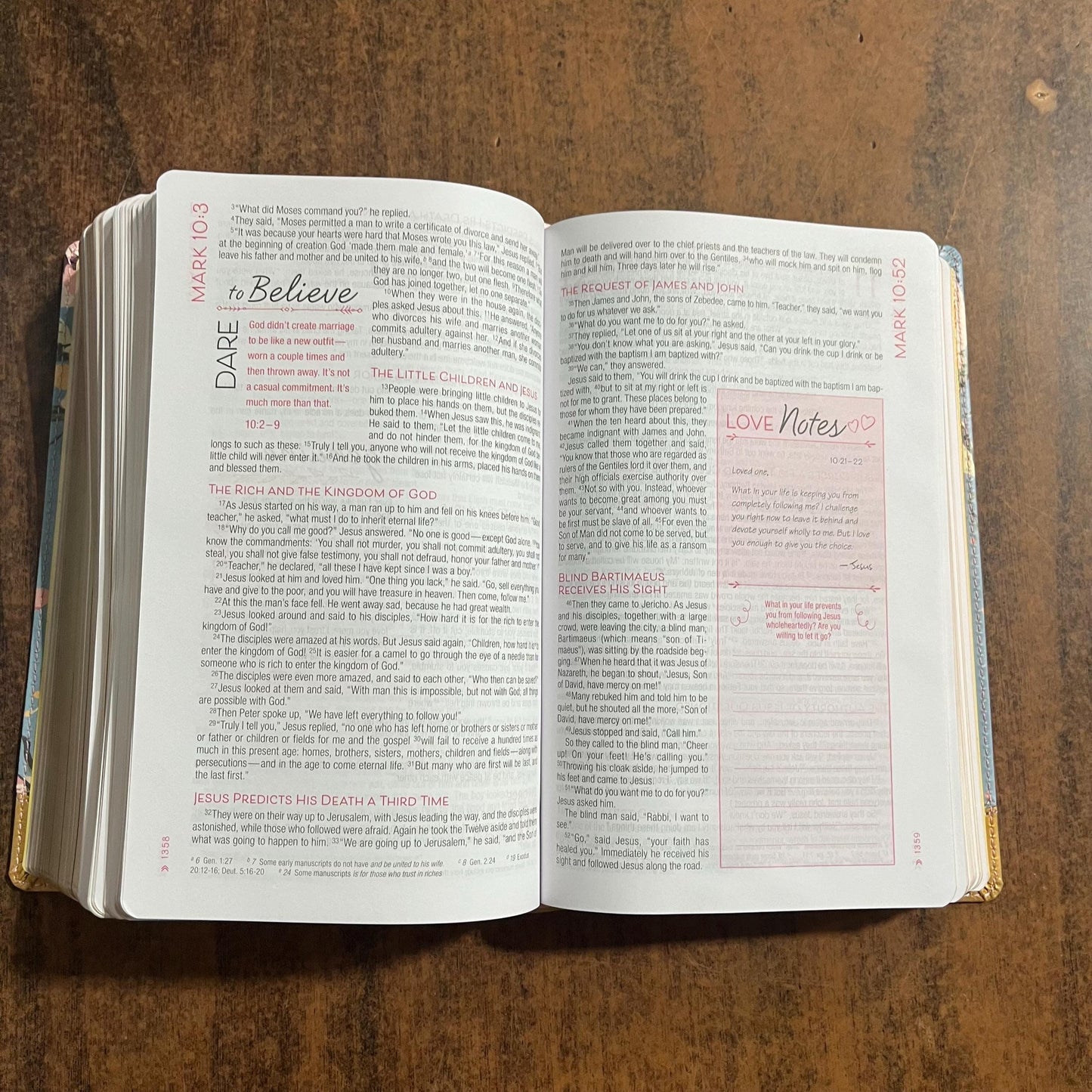 Personalized NIV True Images Study Bible for Teen Girls - Turquoise / Gold LeatherSoft - Custom Imprinted with a name, 9780310080046