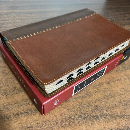 Personalized NKJV Large Print Thinline Reference  Bible Thumb Indexed - Brown LeatherSoft - Custom Imprinted with a name 9780785297819
