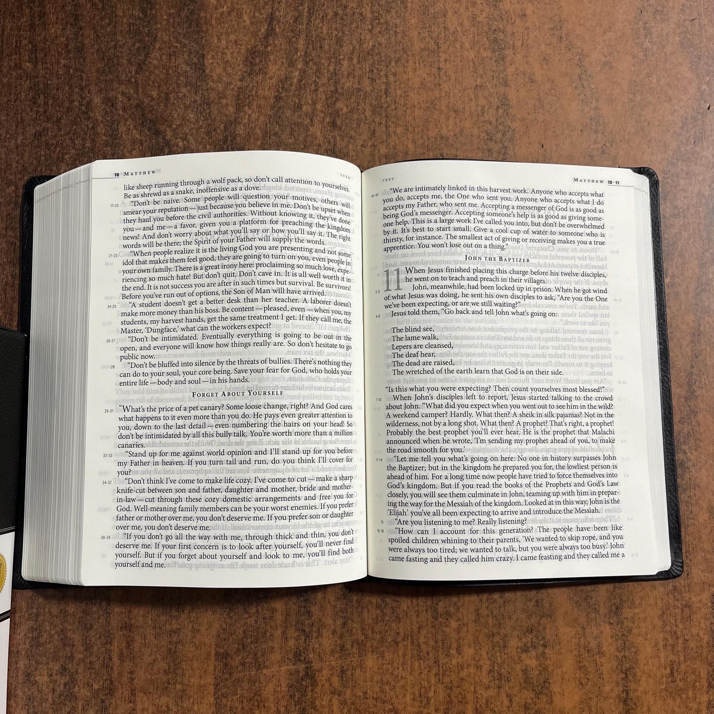 Personalized 'The Message' Large Print Bible - Premium Black Genuine Leather, Custom Imprinted with name 9781617471681