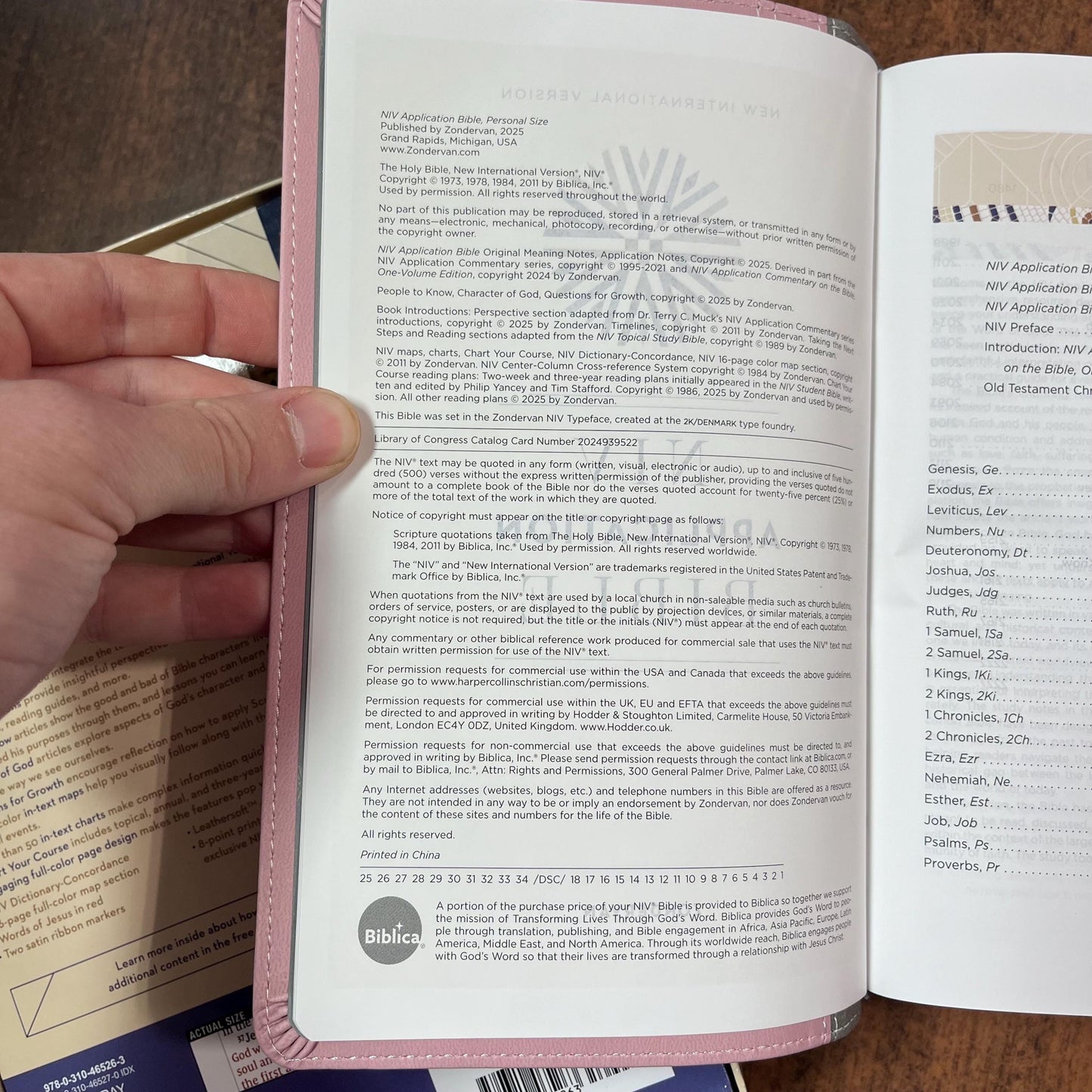 Personalized NIV Personal Size Application Study Bible - Pink / Gray LeatherSoft - Custom Imprinted name 9780310465263 (Update to Life Application Bible)