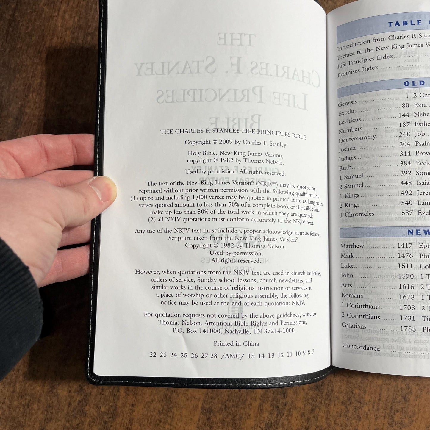 Personalized NKJV Large Print Charles Stanley Life Principles Study Bible - Black Leathersoft - Custom Imprinted with name 9781418547028