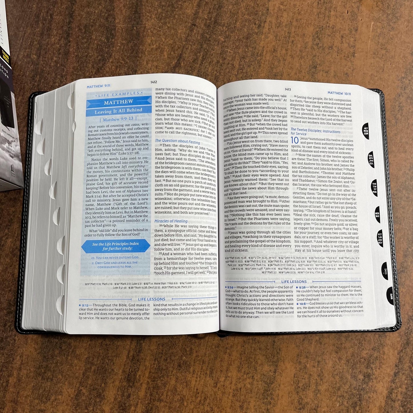 Personalized NASB Charles Stanley Life Principles Study Bible Thumb Indexed - Black LeatherTouch - Imprinted name - 1995 text 9780785225683