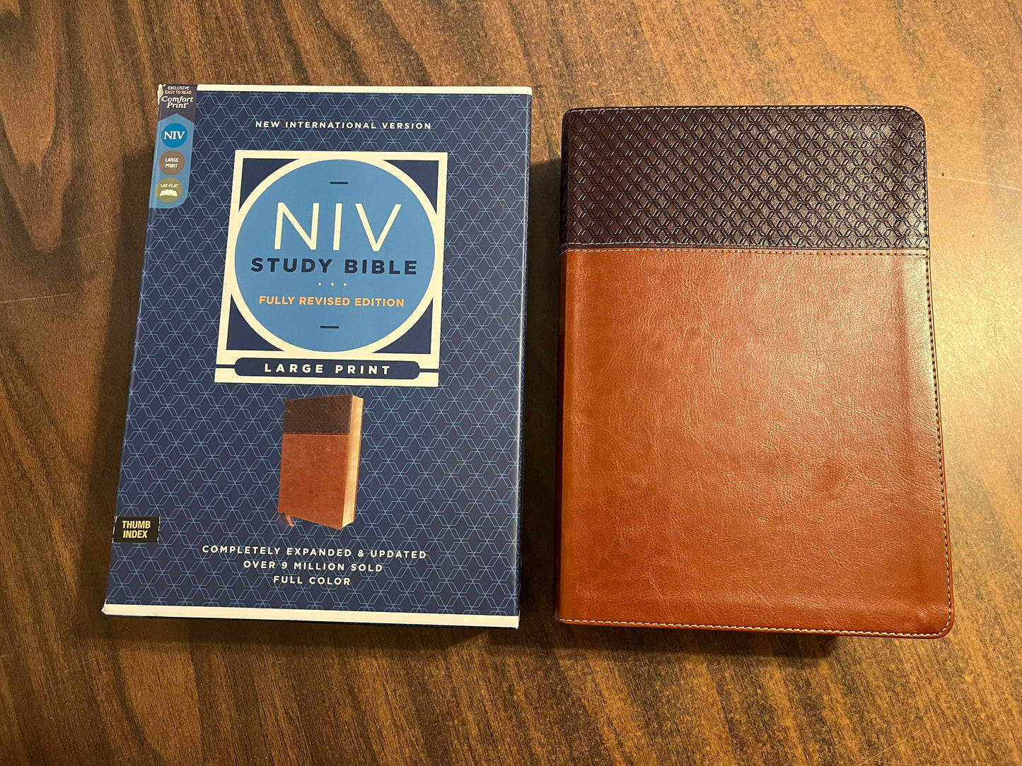 Personalized NIV Large Print Study Bible Thumb Indexed with book tabs, Brown LeatherSoft, Custom Imprinted with a name, 9780310449195