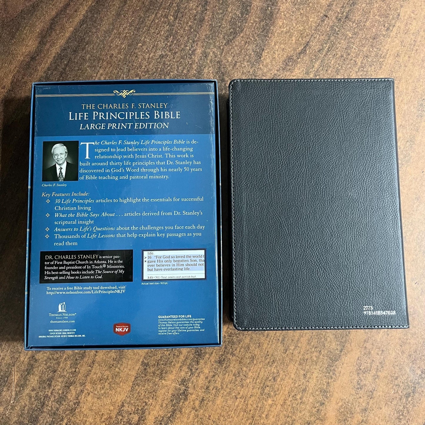 Personalized NKJV Large Print Charles Stanley Life Principles Study Bible - Black Leathersoft - Custom Imprinted with name 9781418547028