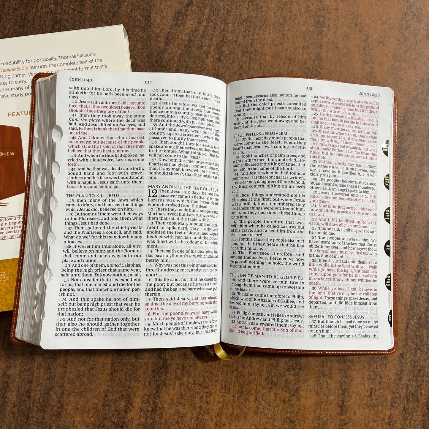 Personalized KJV Giant Print Thinline Bible Thumb Indexed - British Tan Vintage LeatherSoft, Custom Imprinted with name, 9781400332304