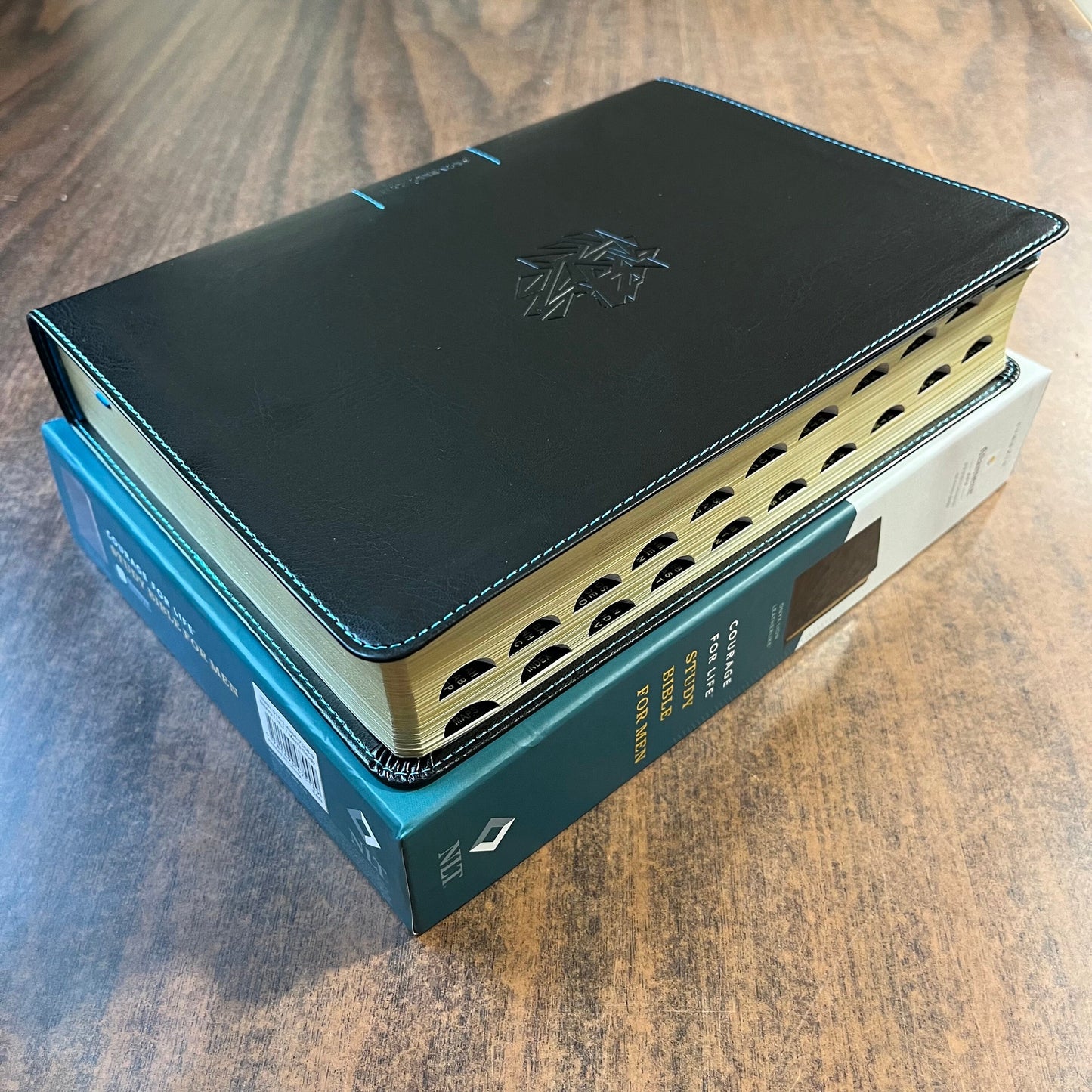 Personalized NLT Courage for Life Study Bible for Men Thumb Indexed - Onyx Black LeatherLike - Custom Imprinted, journaling, 9781496475589