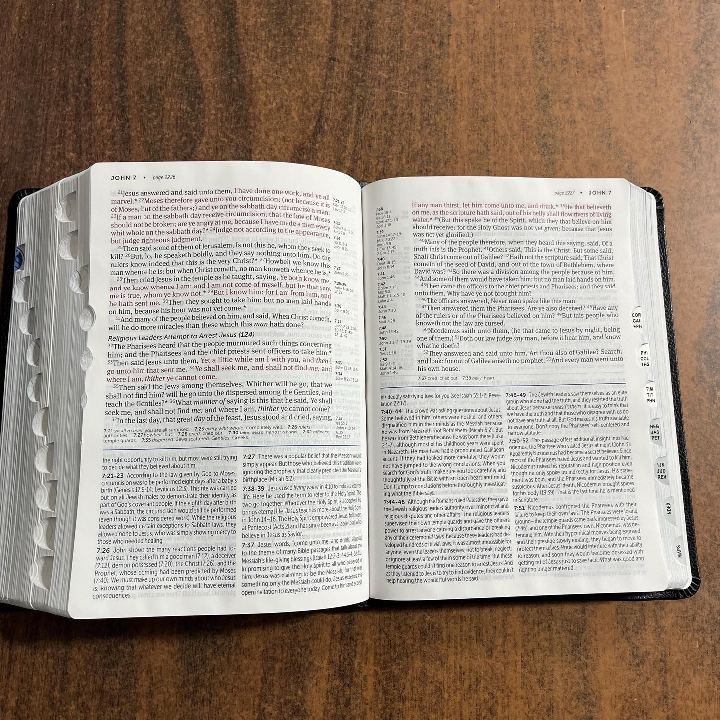 Personalized KJV Large Print Life Application Study Bible Thumb Indexed - Black Bonded Leather, Custom Imprinted with name 9781496439888