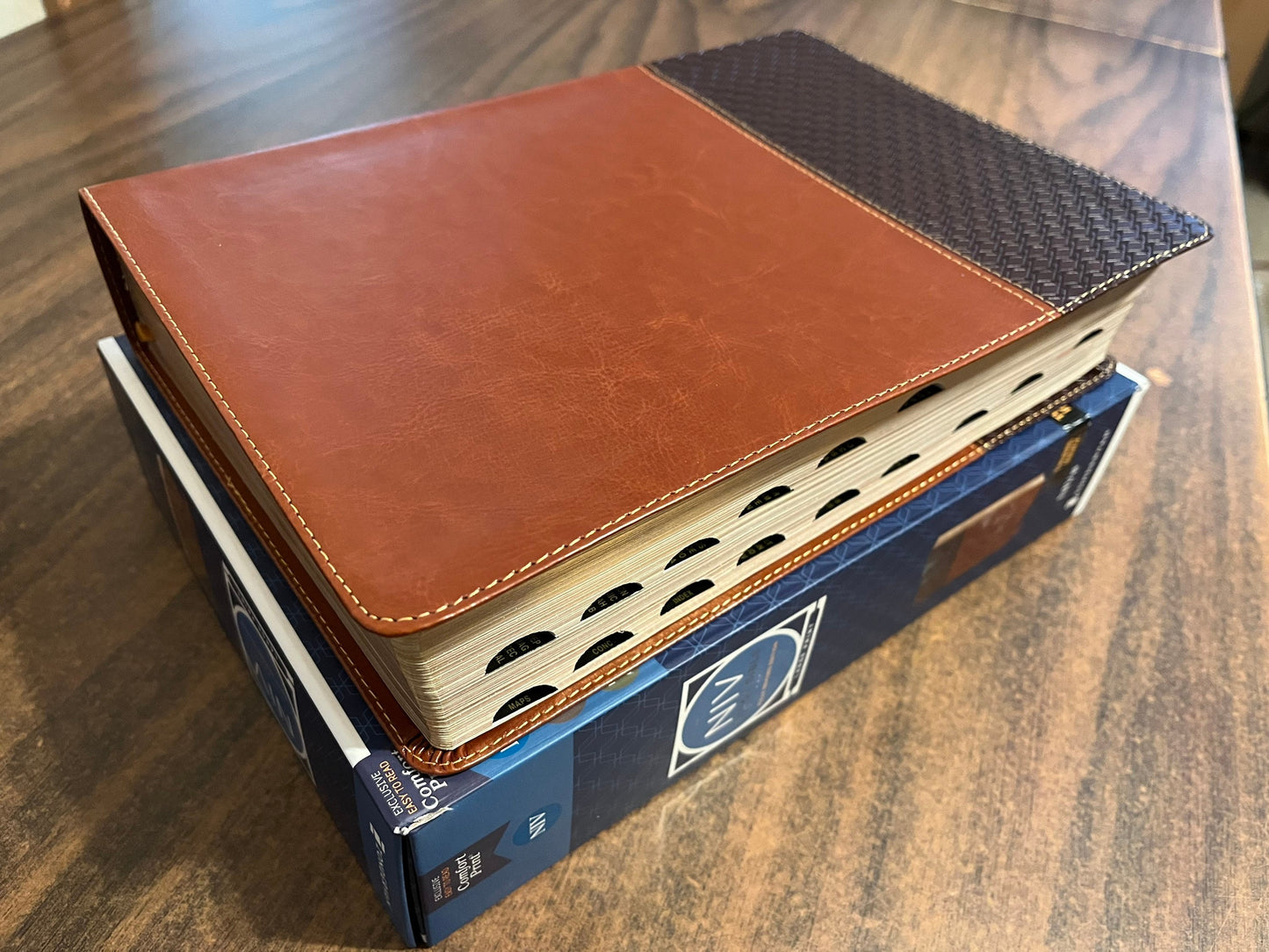 Personalized NIV Large Print Study Bible Thumb Indexed with book tabs, Brown LeatherSoft, Custom Imprinted with a name, 9780310449195