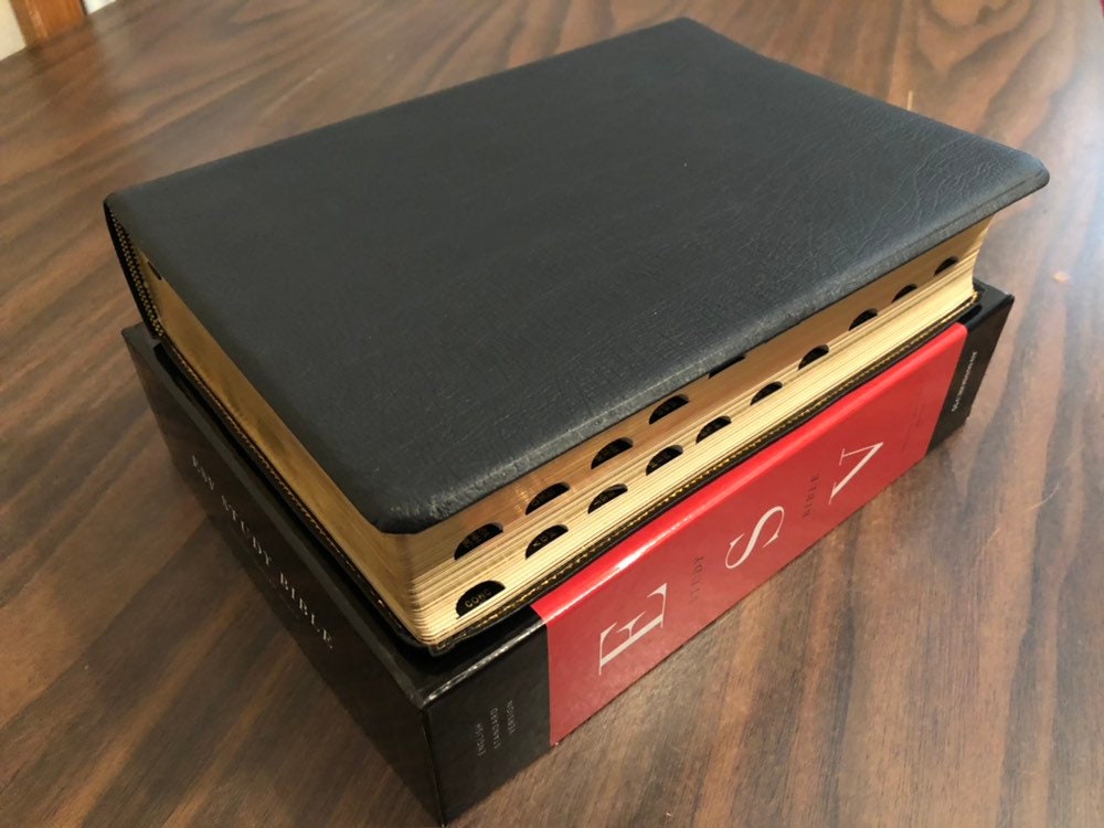 Personalized ESV Study Bible Thumb Indexed - Black Genuine Leather - Custom Imprinted 9781433544064