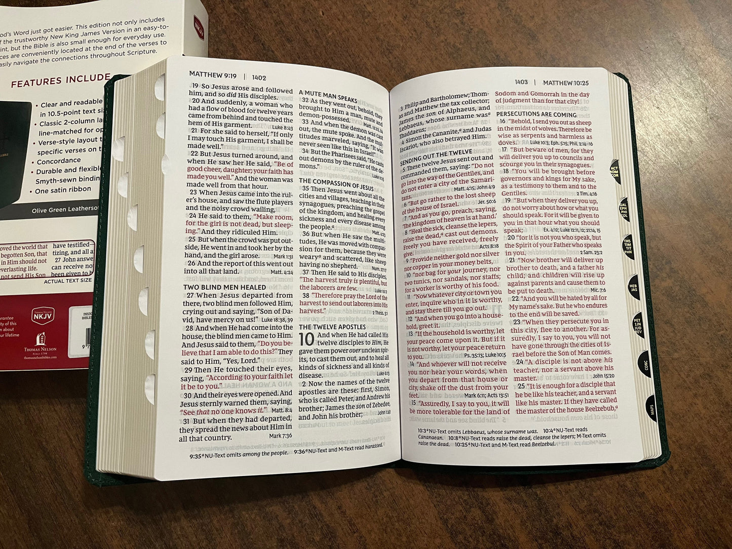 Personalized NKJV Large Print Reference Bible Thumb Indexed - Green LeatherSoft - Custom Imprinted with name, Personal Size Large Print 9780785294535