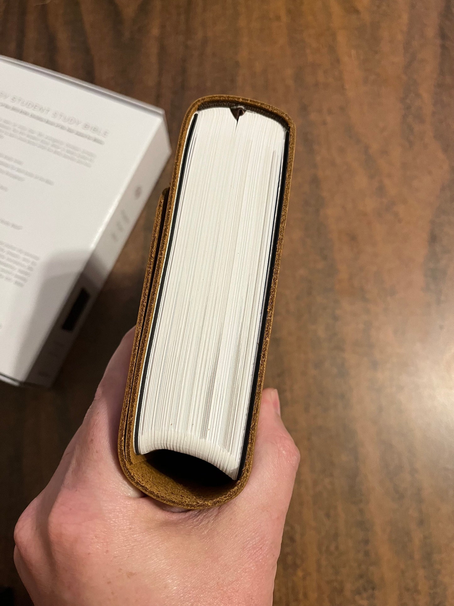 Personalized ESV Student Study Bible - Brown Natural Genuine Leather with Flap, Custom Imprinted with name 9781433588549, 20spaces