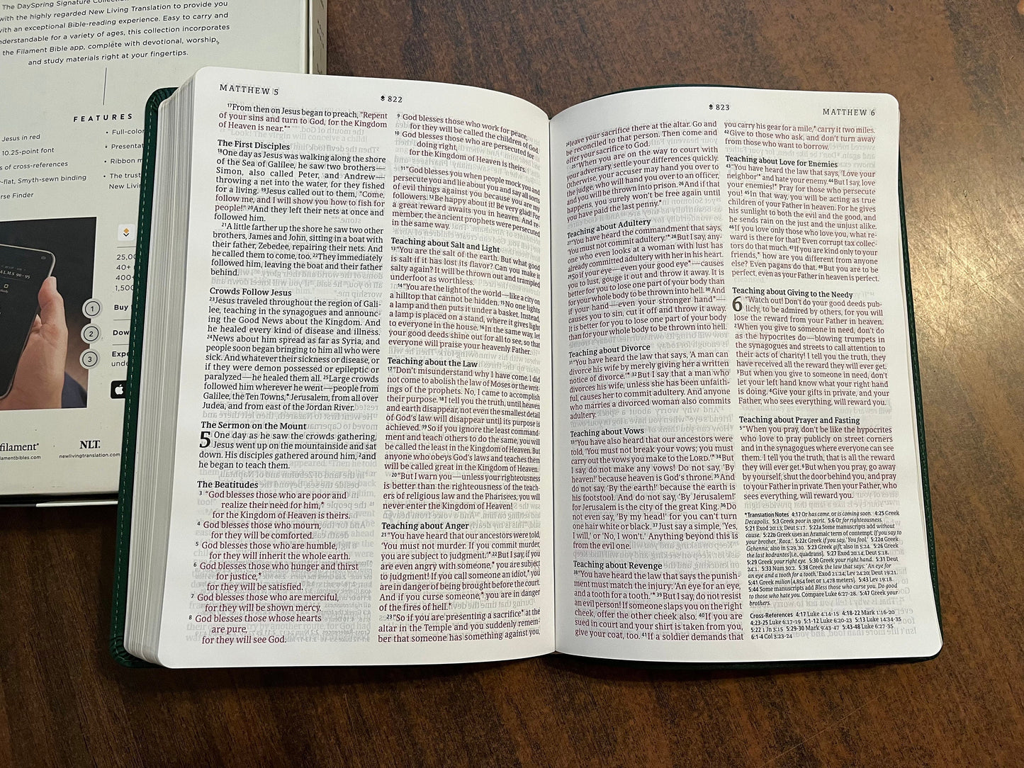 Personalized Bible - NLT Large Print Thinline Reference Bible - Evergreen LeatherLike, Custom Imprinted with Name, Emossed 9781496461650