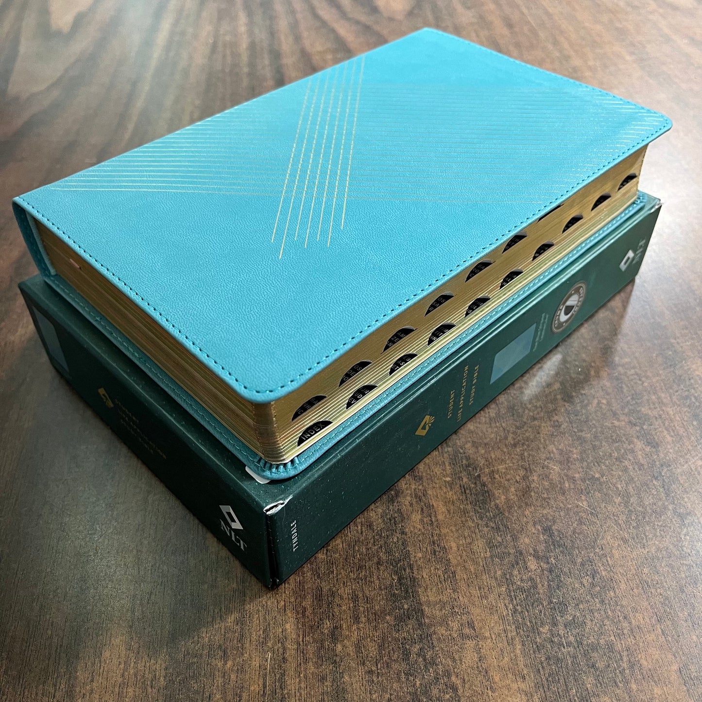 Personalized NLT Student Life Application Study Bible Thumb Indexed, Teal Blue LeatherLike, ISBN 9781496449627