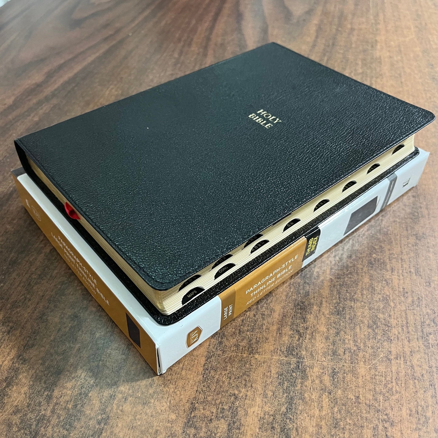 Personalized KJV Large Print Thinline Bible Thumb Indexed - Black Genuine Leather Cover - Custom Imprinted with name, Paragraph Style 9780785290360