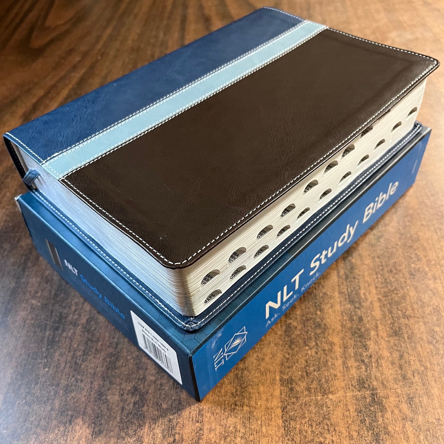 Personalized NLT Study Bible Thumb Indexed - Blue / Brown LeatherLike - Custom Imprinted with a name, ISBN 9781496416698 - Blue Box 16spaces