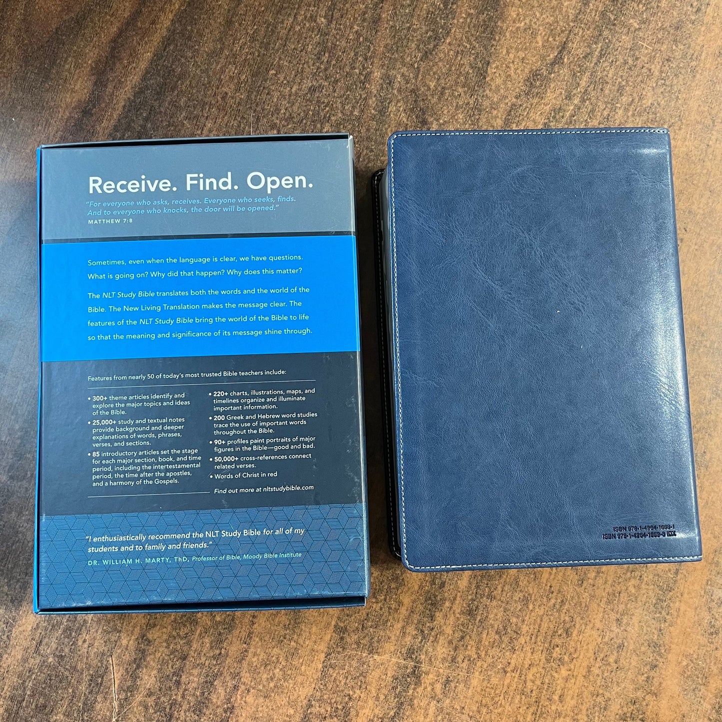 Personalized NLT Study Bible Thumb Indexed - Blue / Brown LeatherLike - Custom Imprinted with a name, ISBN 9781496416698 - Blue Box 16spaces