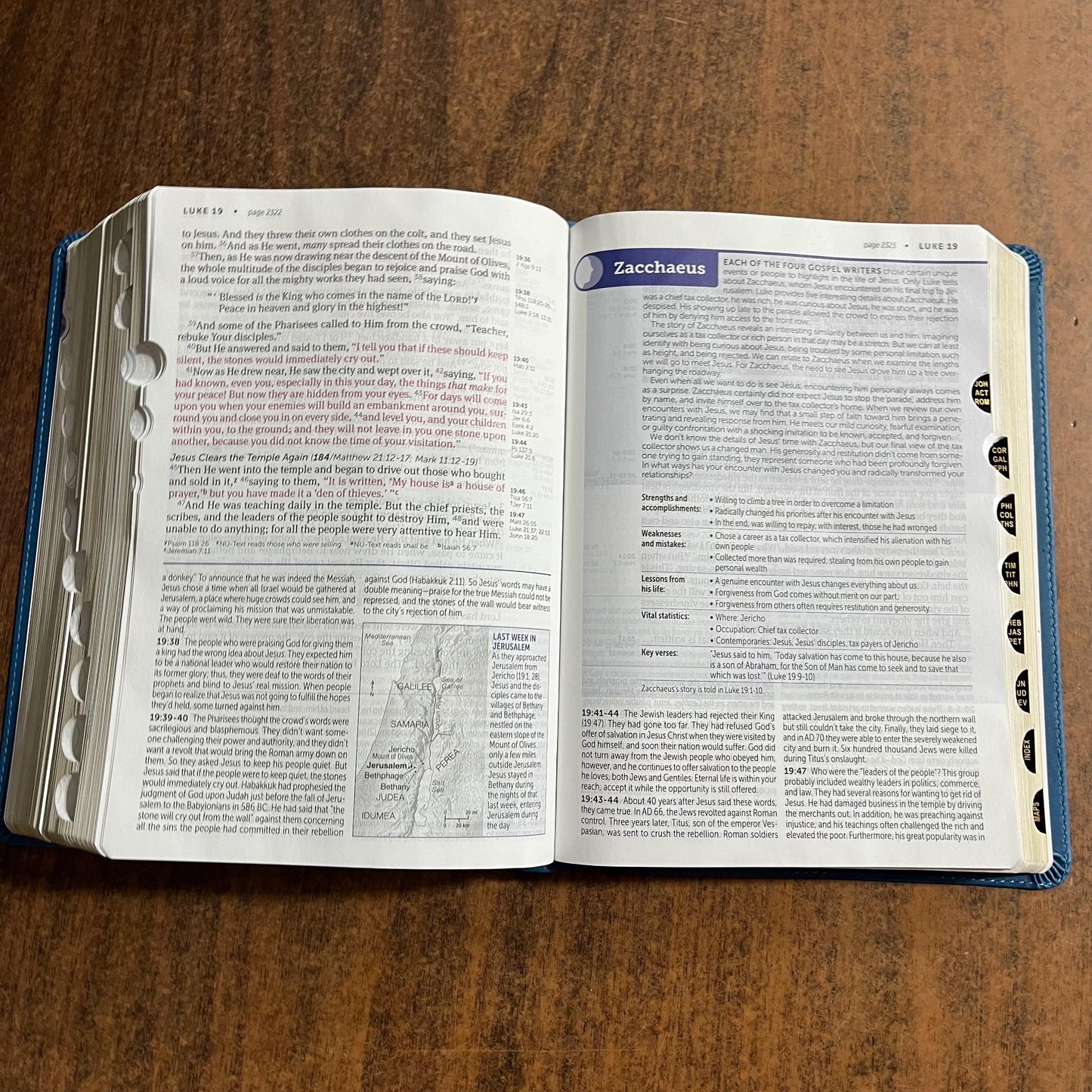 Personalized NKJV Large Print Life Application Study Bible Thumb Indexed - Teal Blue LeatherLike - Custom Imprinted with name engraved 9781496452085