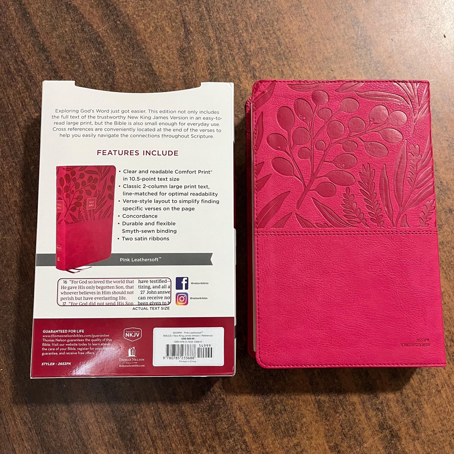 Personalized NKJV Large Print Reference Bible Thumb Indexed - Pink LeatherSoft - Custom Imprinted with name, Personal Size 9780785233688