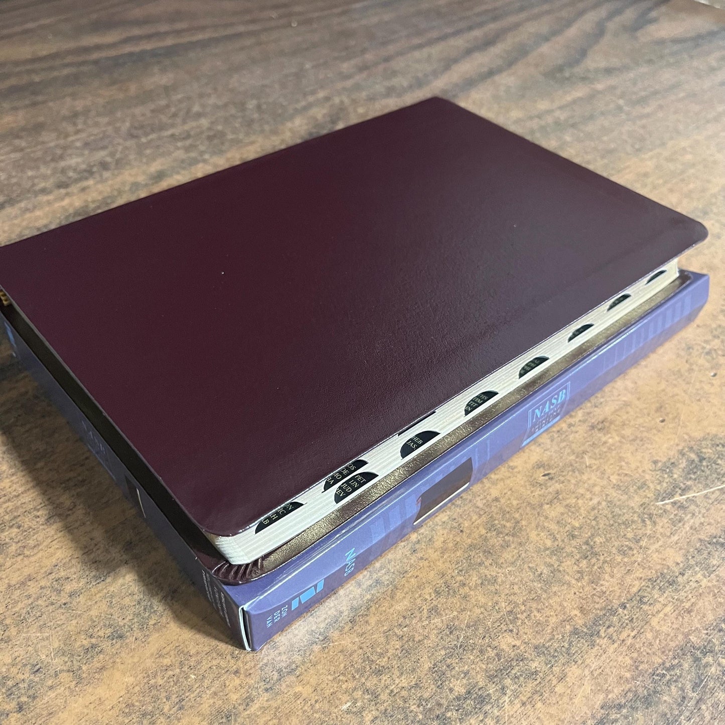 Personalized NASB Large Print Thinline Bible Thumb Indexed- Burgundy Bonded Leather - Custom Imprinted bible, nasb 1995, 9780310456377