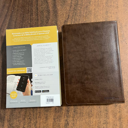 Personalized Spanish Bible Thumb Indexed - NTV Biblia Letra Super Gigante - Giant Print Bible - Rustic Brown LeatherLike 9798400511202
