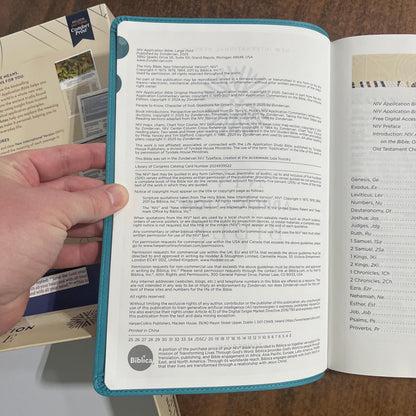 Personalized NIV Large Print Application Study Bible Thumb Indexed - Teal LeatherSoft 9780310467779 (Update to Life Application Bible)