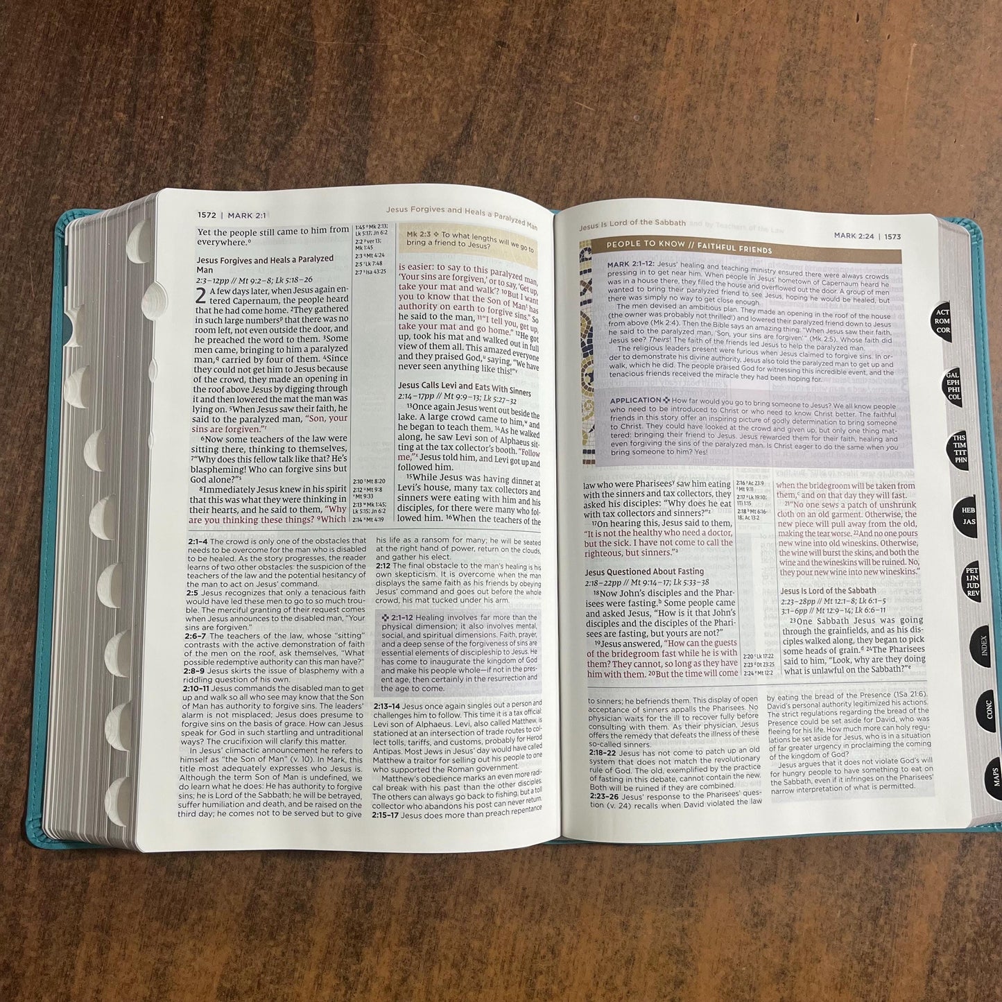 Personalized NIV Large Print Application Study Bible Thumb Indexed - Teal LeatherSoft 9780310467779 (Update to Life Application Bible)