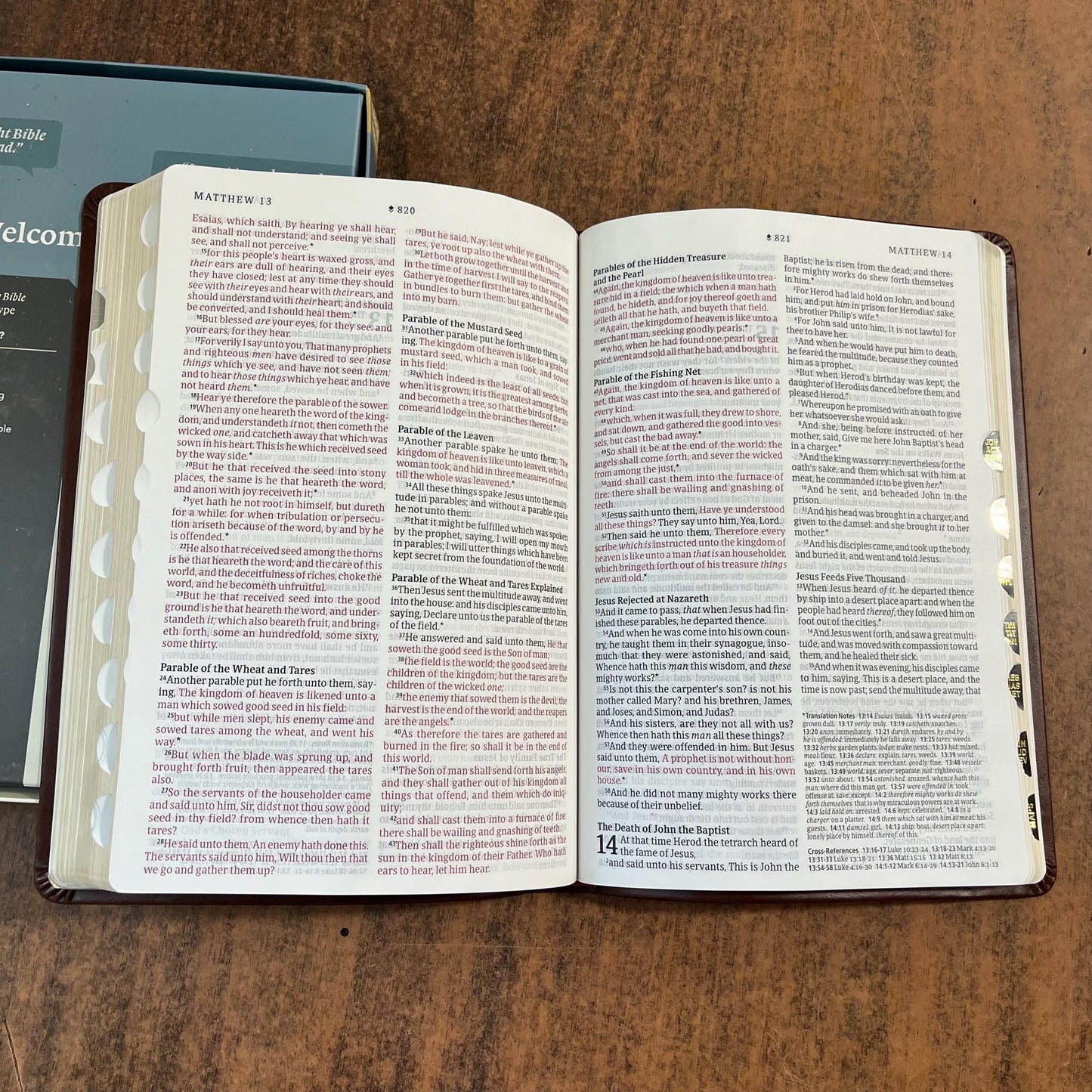 Personalized KJV Large Print Thinline Reference Bible Thumb Indexed - Brown Genuine Leather Cover - Custom Imprinted with name 9781496447265