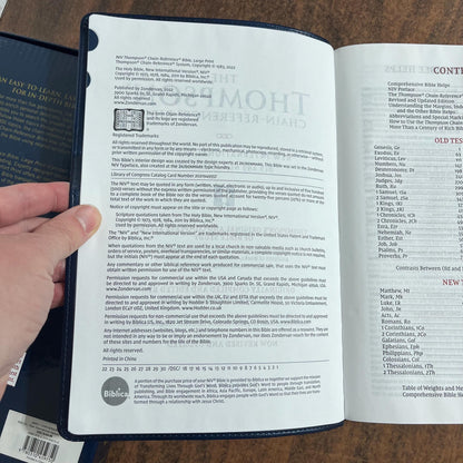 Personalized NIV Thompson Chain Reference Study Bible Large Print Thumb Indexed - Navy Blue LeatherSoft, Name imprint, ISBN 9780310459750