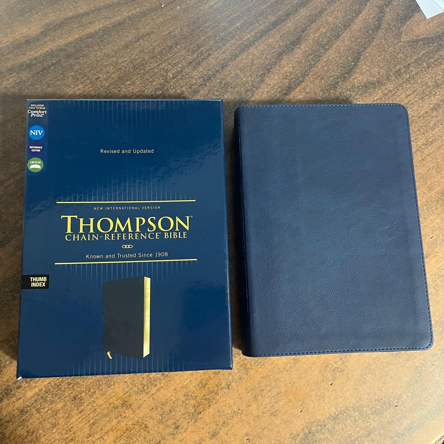 Personalized NIV Thompson Chain Reference Study Bible Thumb Indexed - Navy LeatherSoft, Custom Imprinted, ISBN 9780310459828