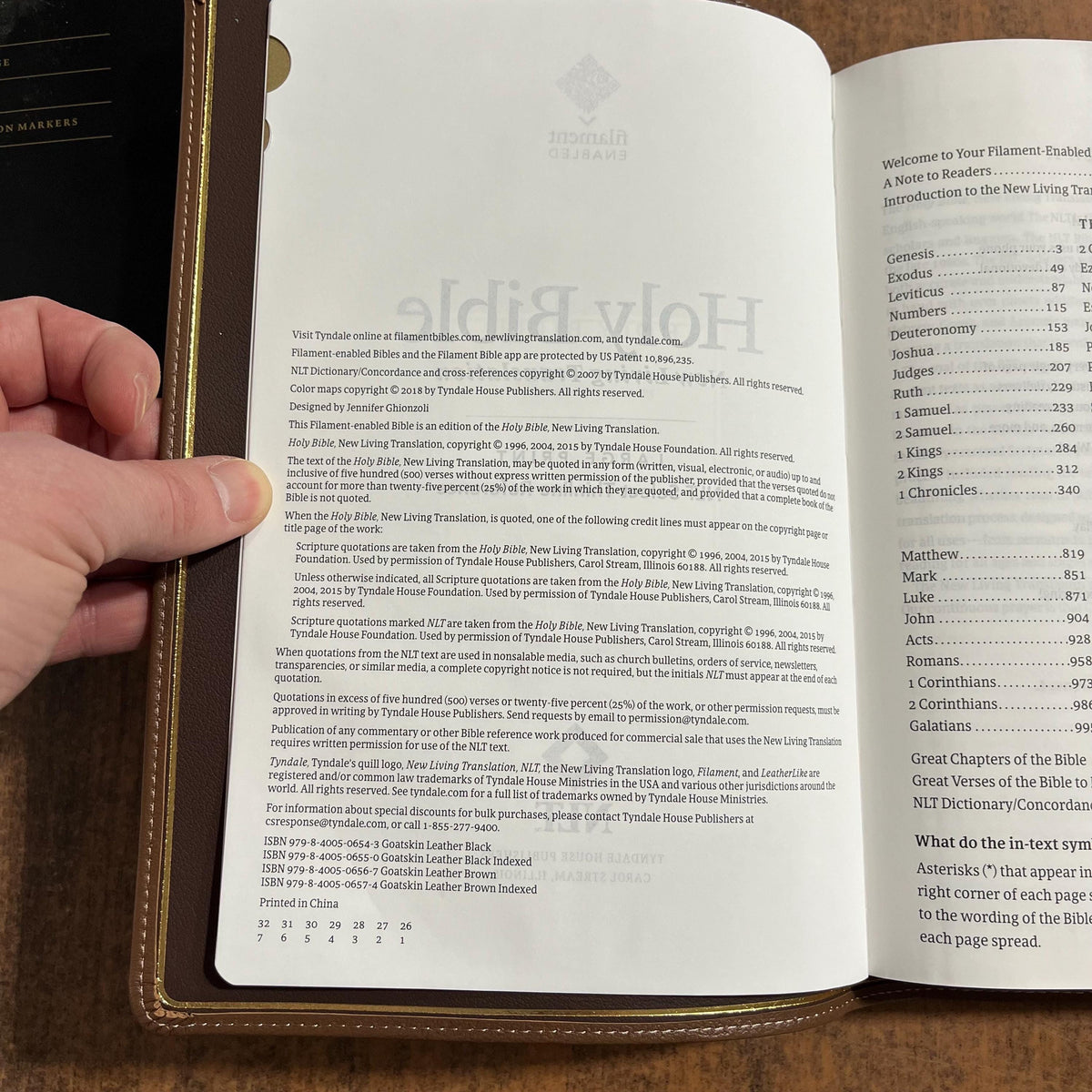 Personalized NLT Tyndale Select Large Print Thinline Reference Bible Thumb Indexed - Brown Goatskin Genuine Leather - Custom, 9798400506574