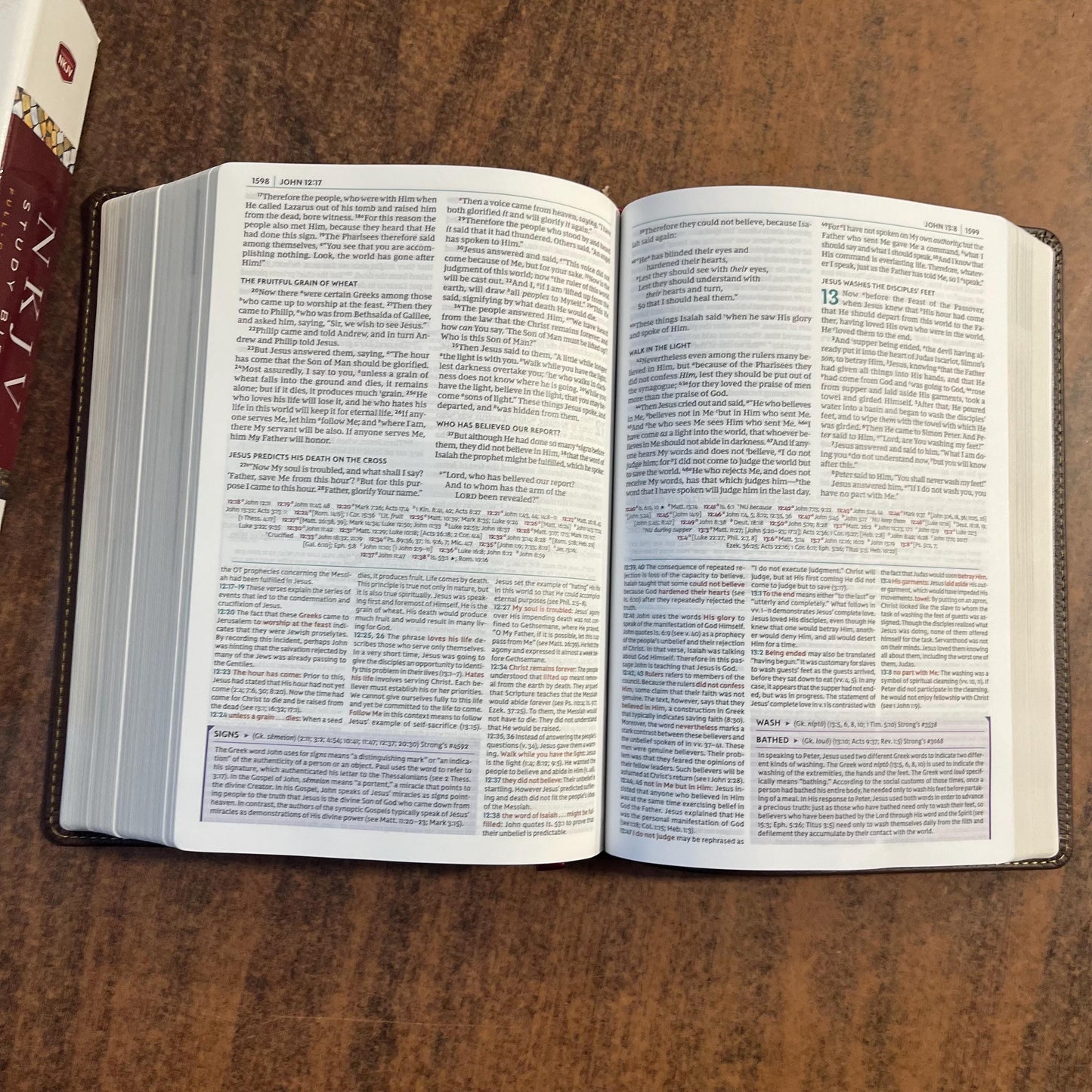Personalized NKJV Study Bible - Brown Genuine Leather - Custom Imprinted with name, 9780785220701