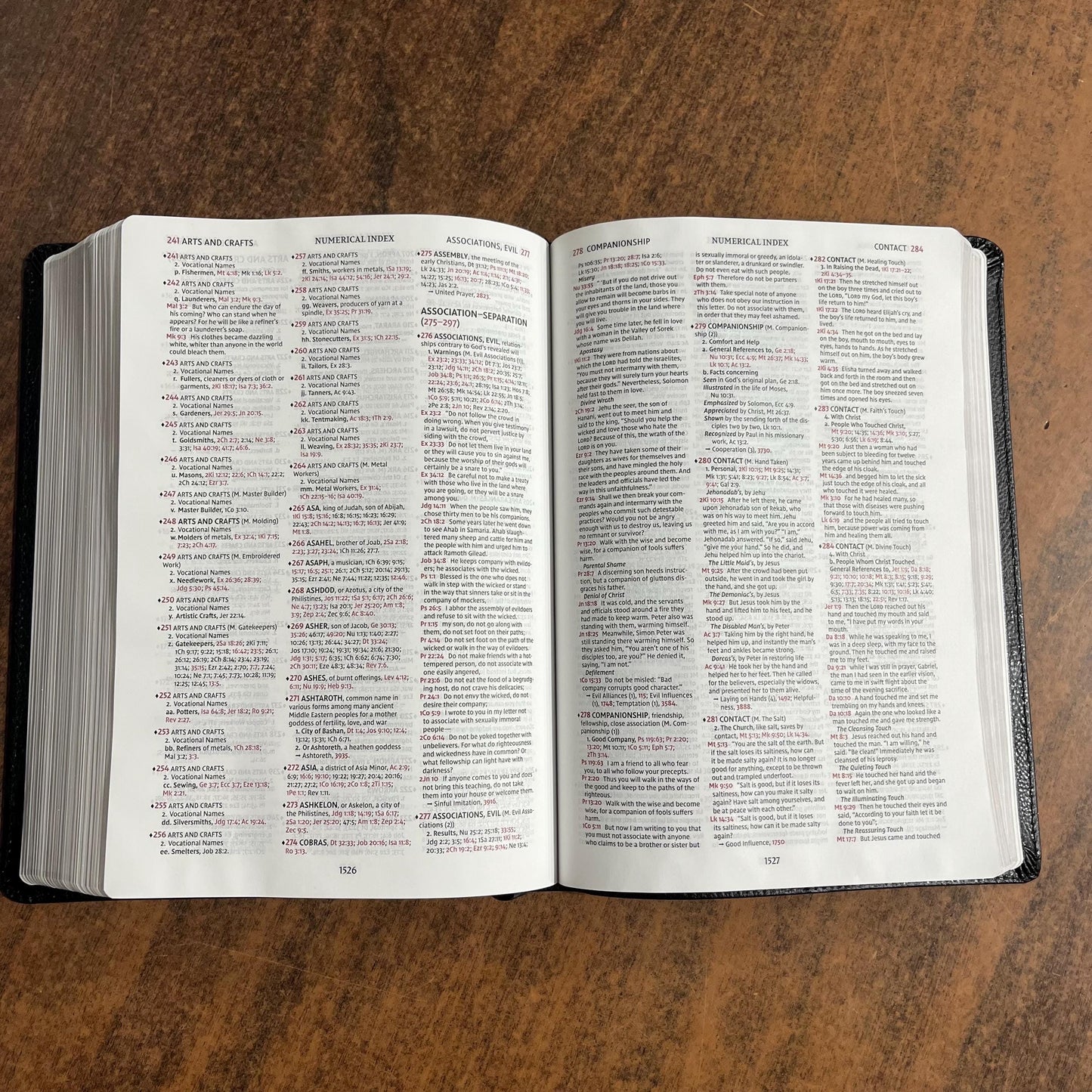 Personalized NIV Thompson Chain Reference Study Bible - Black Bonded Leather, Custom Imprinted, ISBN 9780310459835
