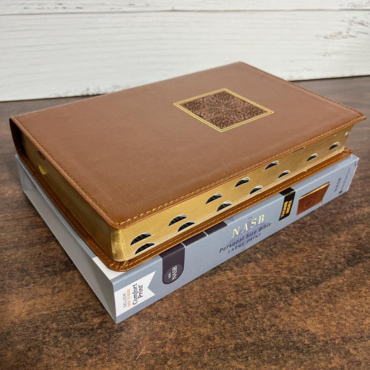 Personalized NASB Large Print Personal Size Bible Thumb Indexed - Brown LeatherSoft - Custom Imprinted bible, nasb 1995, 9780310465973