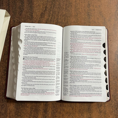 Personalized NKJV Single Column Reference Bible Thumb Indexed - Brown LeatherSoft - Verse by Verse, Custom Imprinted with name 9781400335213