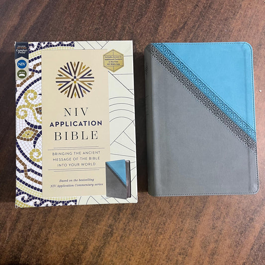 Personalized NIV Application Study Bible - Teal /Grey LeatherSoft - Custom Imprinted name, 9780310467717 (Update to Life Application Bible)