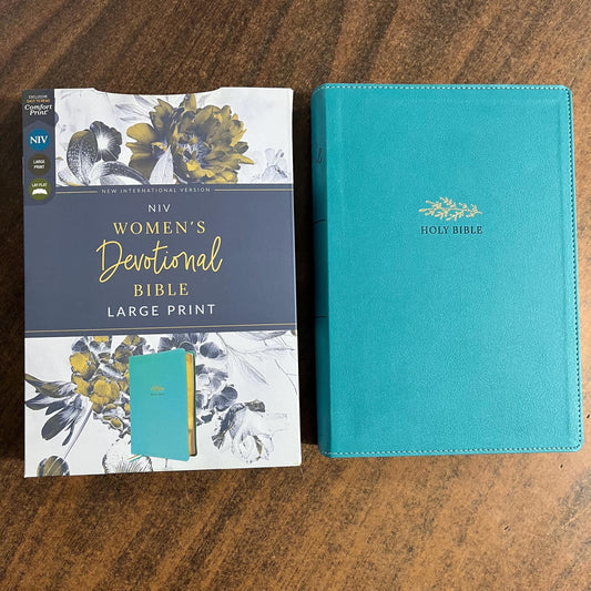 Personalized NIV Womens Devotional Bible Large Print - Teal Leathersoft Cover - Custom Imprinted with a name 9780310461005