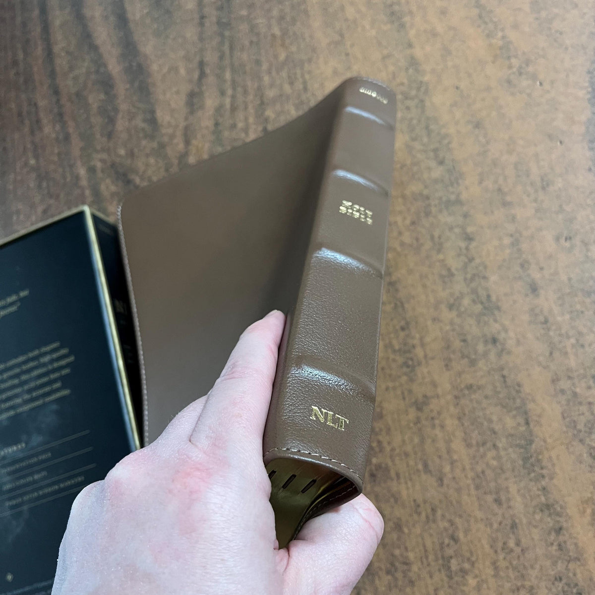Personalized NLT Tyndale Select Large Print Thinline Reference Bible Thumb Indexed - Brown Goatskin Genuine Leather - Custom, 9798400506574