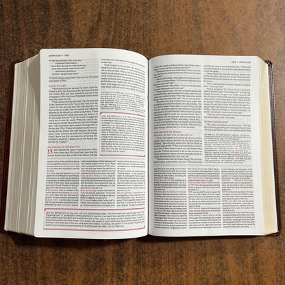 Personalized NKJV Study Bible - Mahogany Brown LeatherSoft, Cover Custom Imprinted with a name - 9780785220589