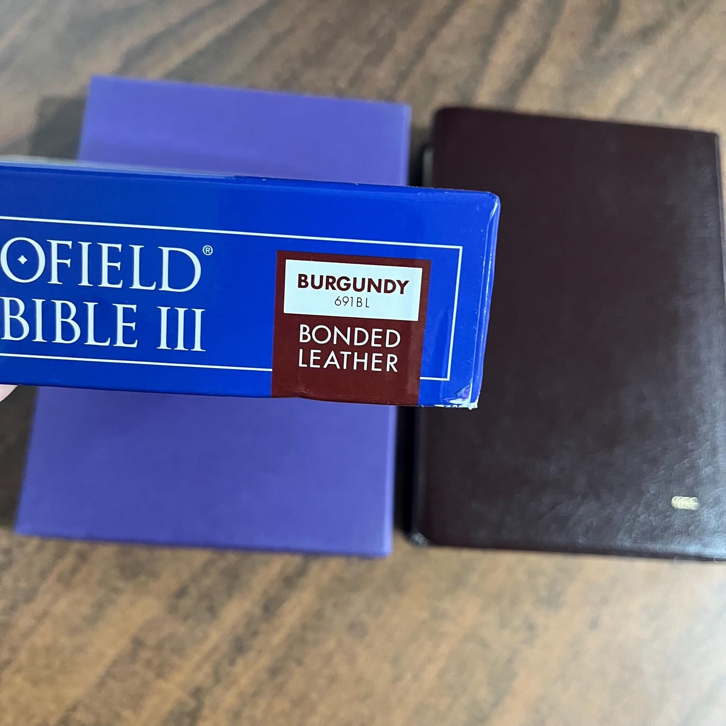 Personalized NIV 1984 Scofield Study Bible III Large Print Thumb Indexed - Burgundy Bonded Leather, Custom Imprinted Name, Out of Print