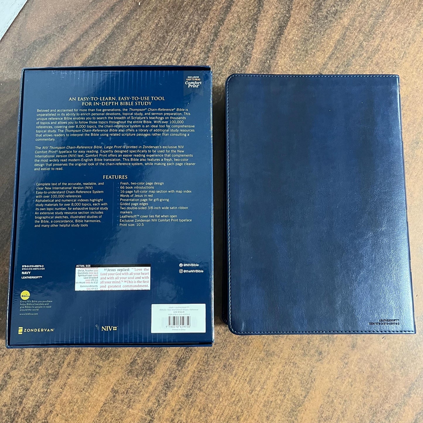 Personalized NIV Thompson Chain Reference Study Bible Large Print Thumb Indexed - Navy Blue LeatherSoft, Name imprint, ISBN 9780310459750