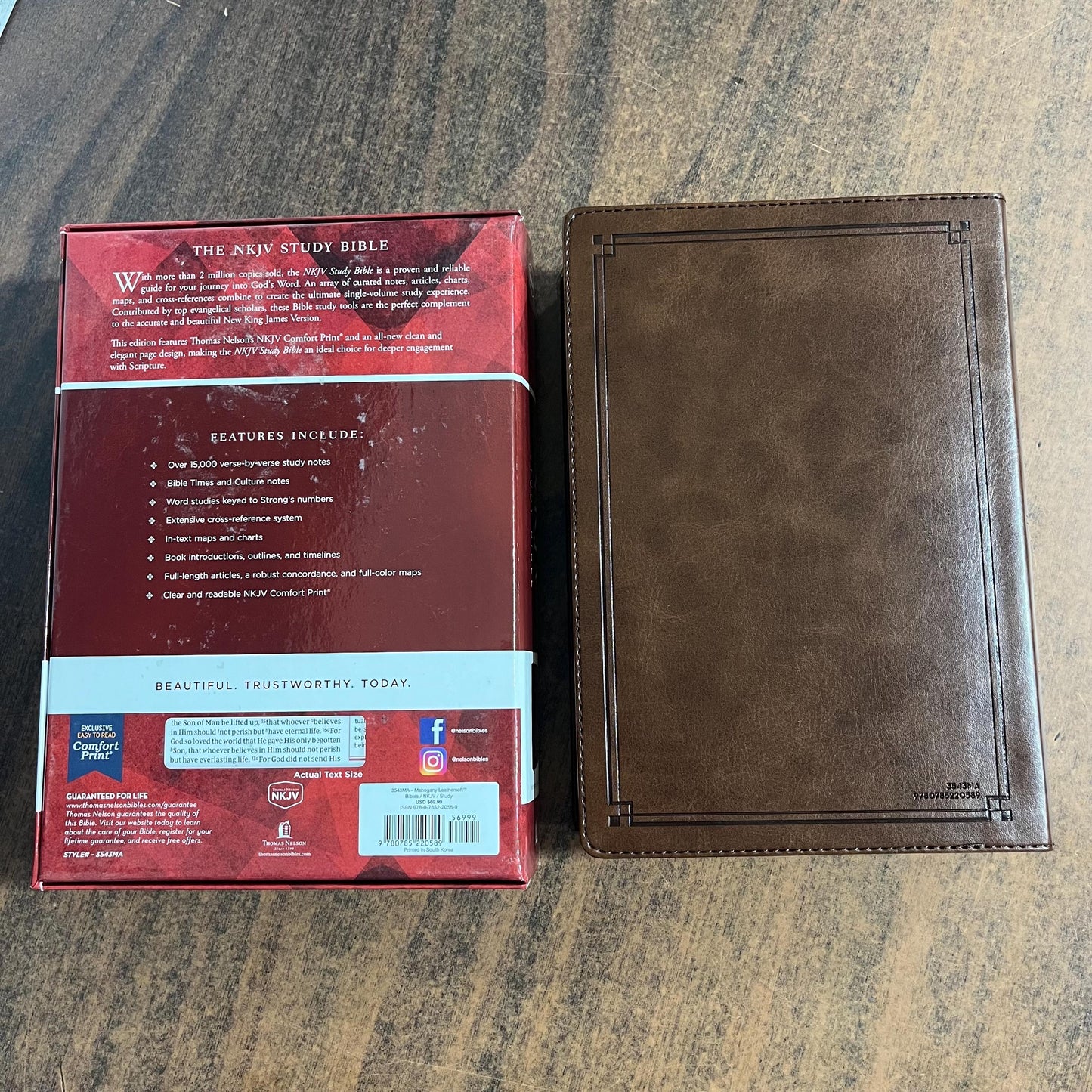 Personalized NKJV Study Bible - Mahogany Brown LeatherSoft, Cover Custom Imprinted with a name - 9780785220589