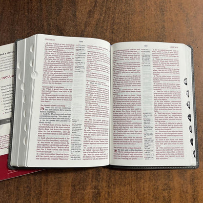 Personalized NKJV Classic Verse by Verse Center Column Reference Bible Thumb Indexed - Gray LeatherSoft, Custom Imprinted ISBN 9780785253587