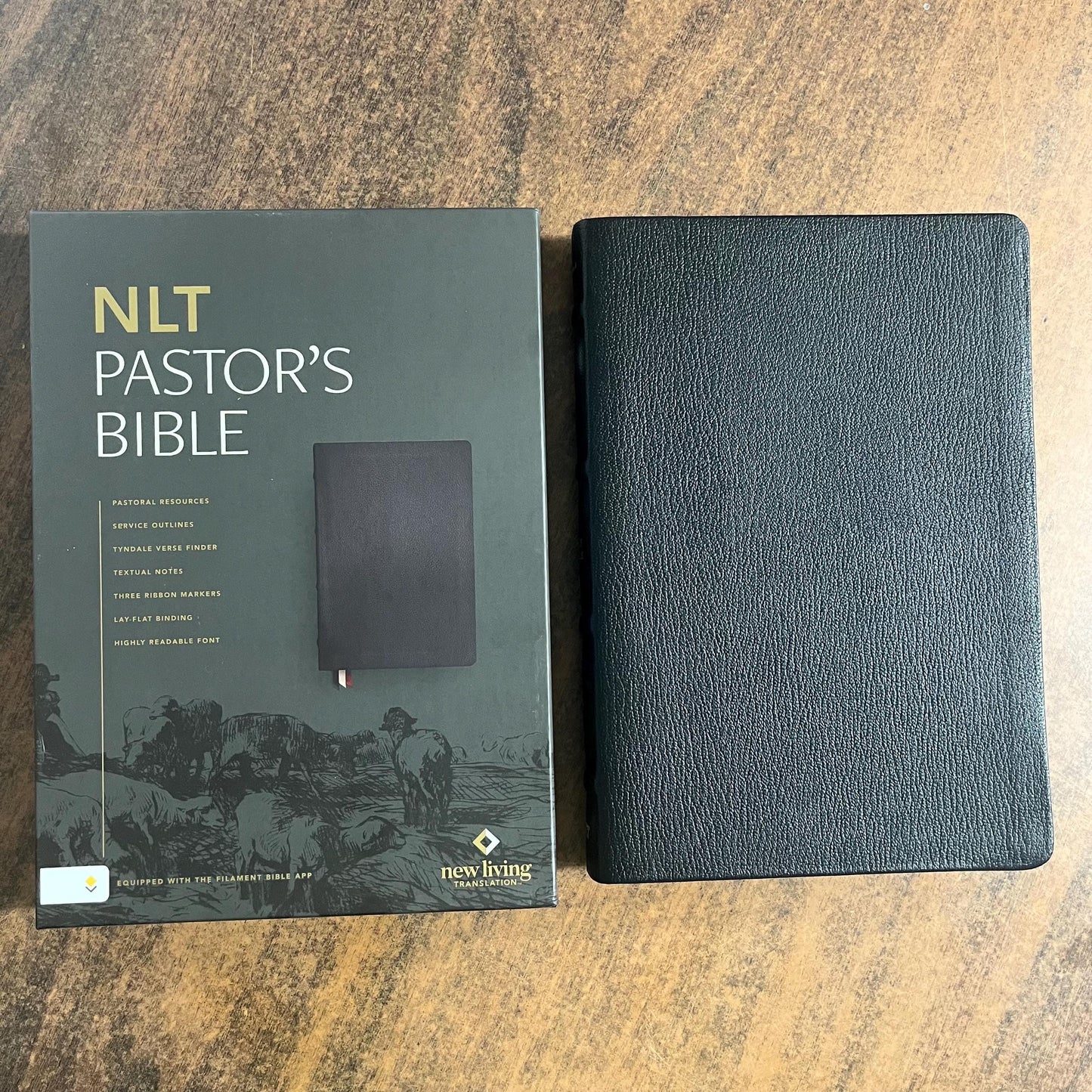 Personalized NLT Pastors Bible - Black Genuine Leather, Imprinted Name, Large Print Thinline Size Raised Spine Hubs ISBN 9798400506222