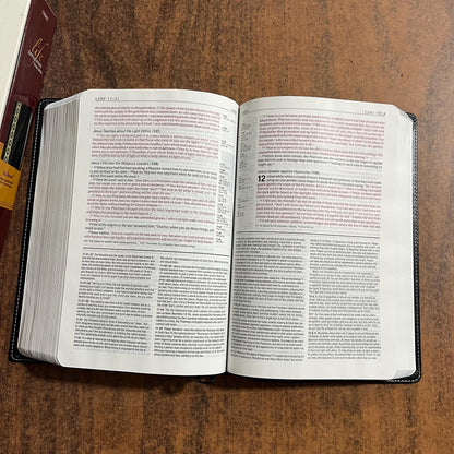 Personalized NIV Life Application Study Bible - Black LeatherLike, with Ivory Fabric - Custom Imprinted with a name, 20spaces 9781414359793