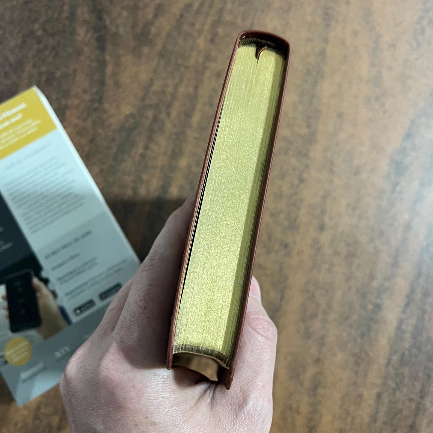 Personalized NTV Spanish Ultrafina Biblia Thumb Indexed - Brown Leatherlike - Santa Biblia Custom Imprinted with a name engraved, 9781496486783