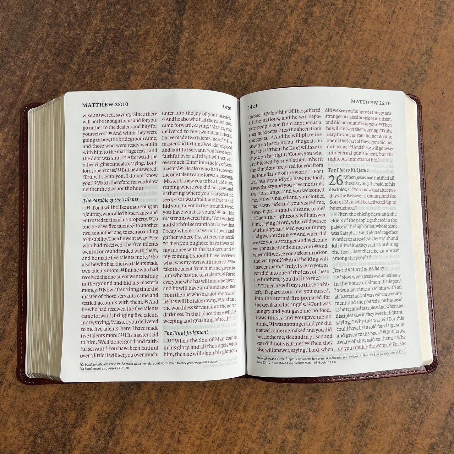 Personalized ESV Giant Print Personal Size Bible (Large Print) - Chestnut Brown TruTone - Custom Imprinted, ISBN 9798874906566