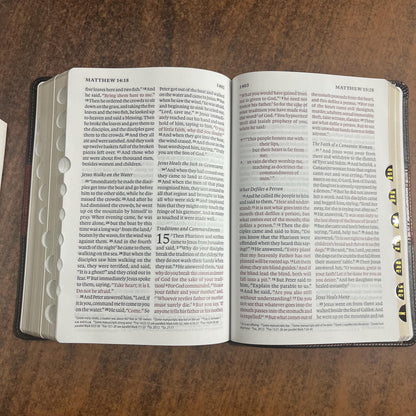 Personalized ESV Giant Print Personal Size Bible Thumb Indexed - Forest / Tan TruTone - Custom Imprinted, Large print, ISBN 9798874906467
